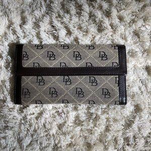 Dooney and Bourke Wallet